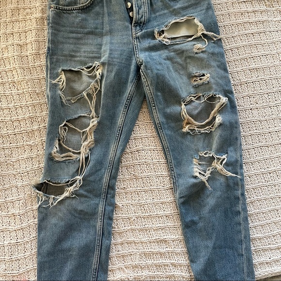 Topshop boyfriend distressed jeans - Picture 2 of 4